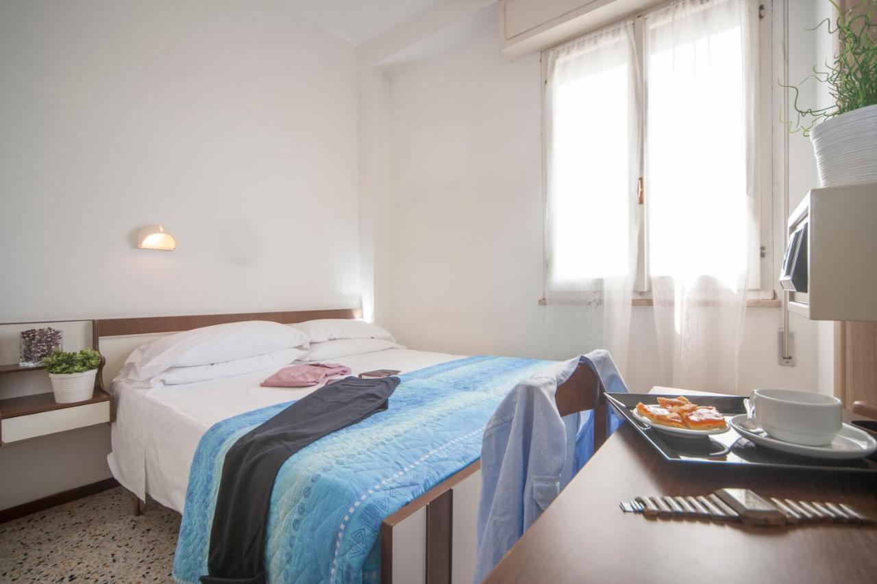 Hotel Bologna Misano Adriatico Esterno foto