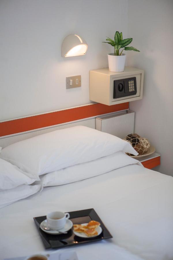 Hotel Bologna Misano Adriatico Esterno foto